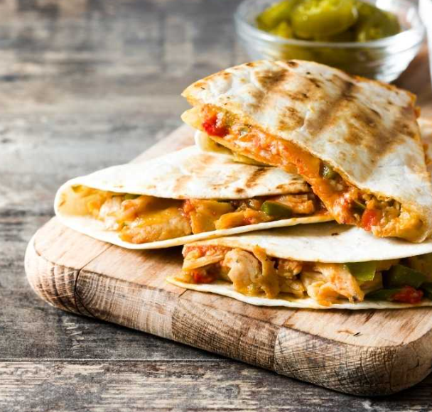Tavuklu Quesedila